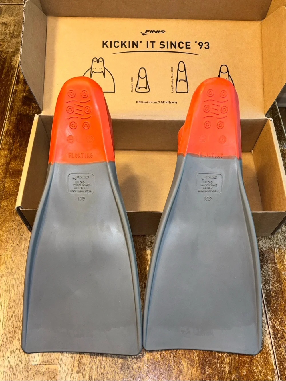 FINIS Long Floating Swim Fins US 7-9 EU 39-42 Gray Orange w/ Original Box